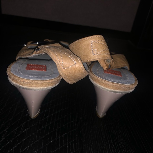 HUGO BOSS peep toe heels - Picture 3 of 8